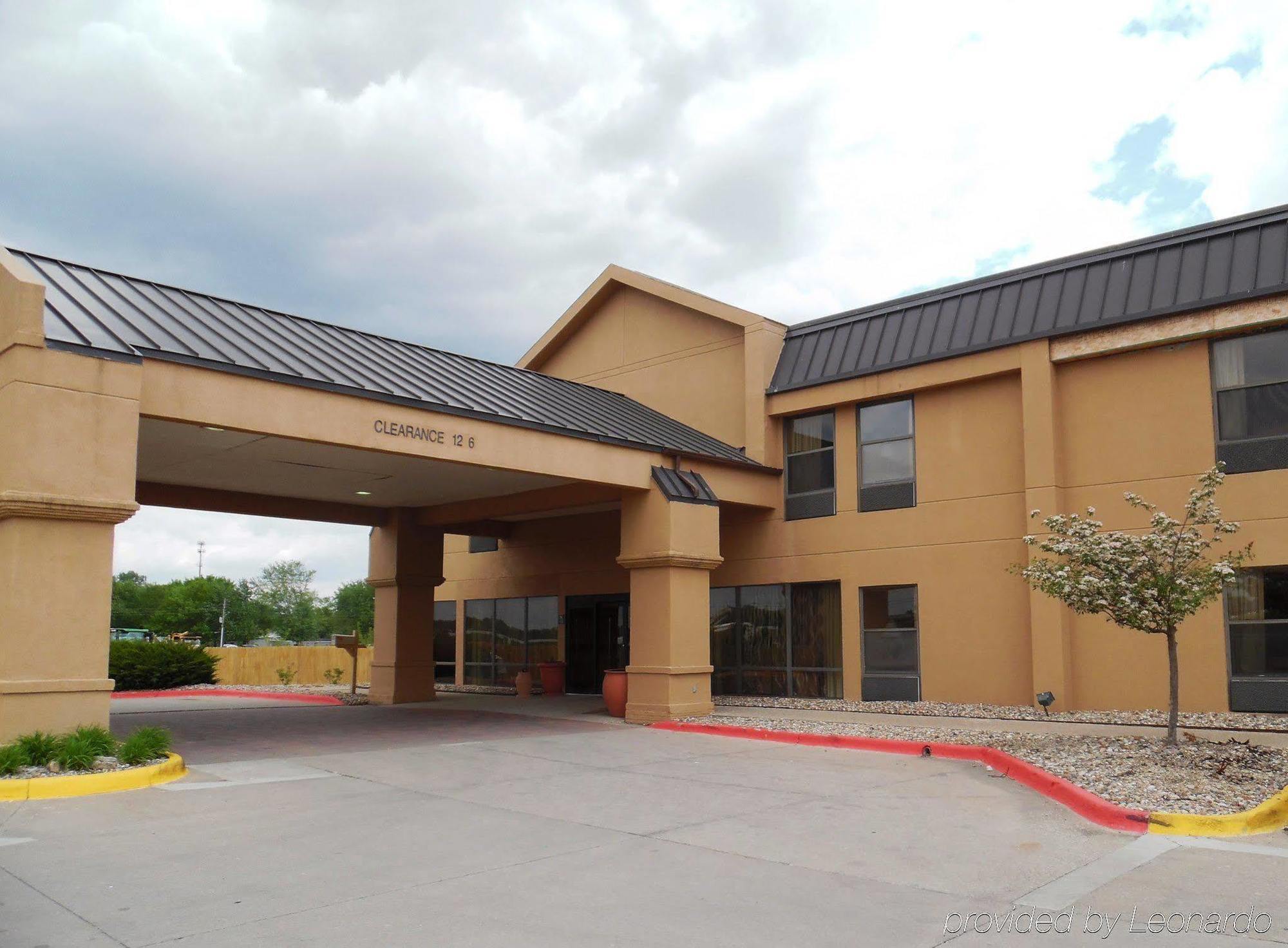 Red Roof Inn Ames Exterior photo